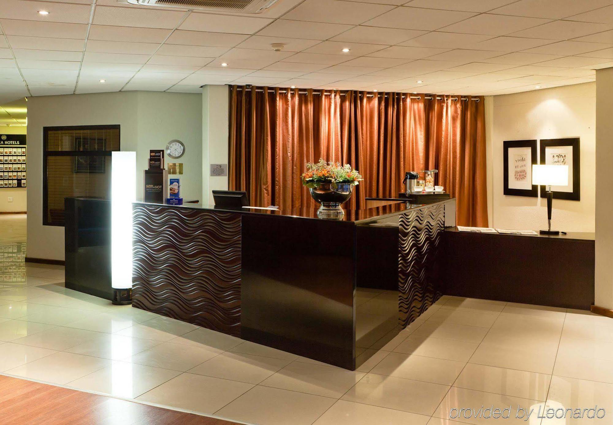 Hotel The Oasis à Upington Extérieur photo