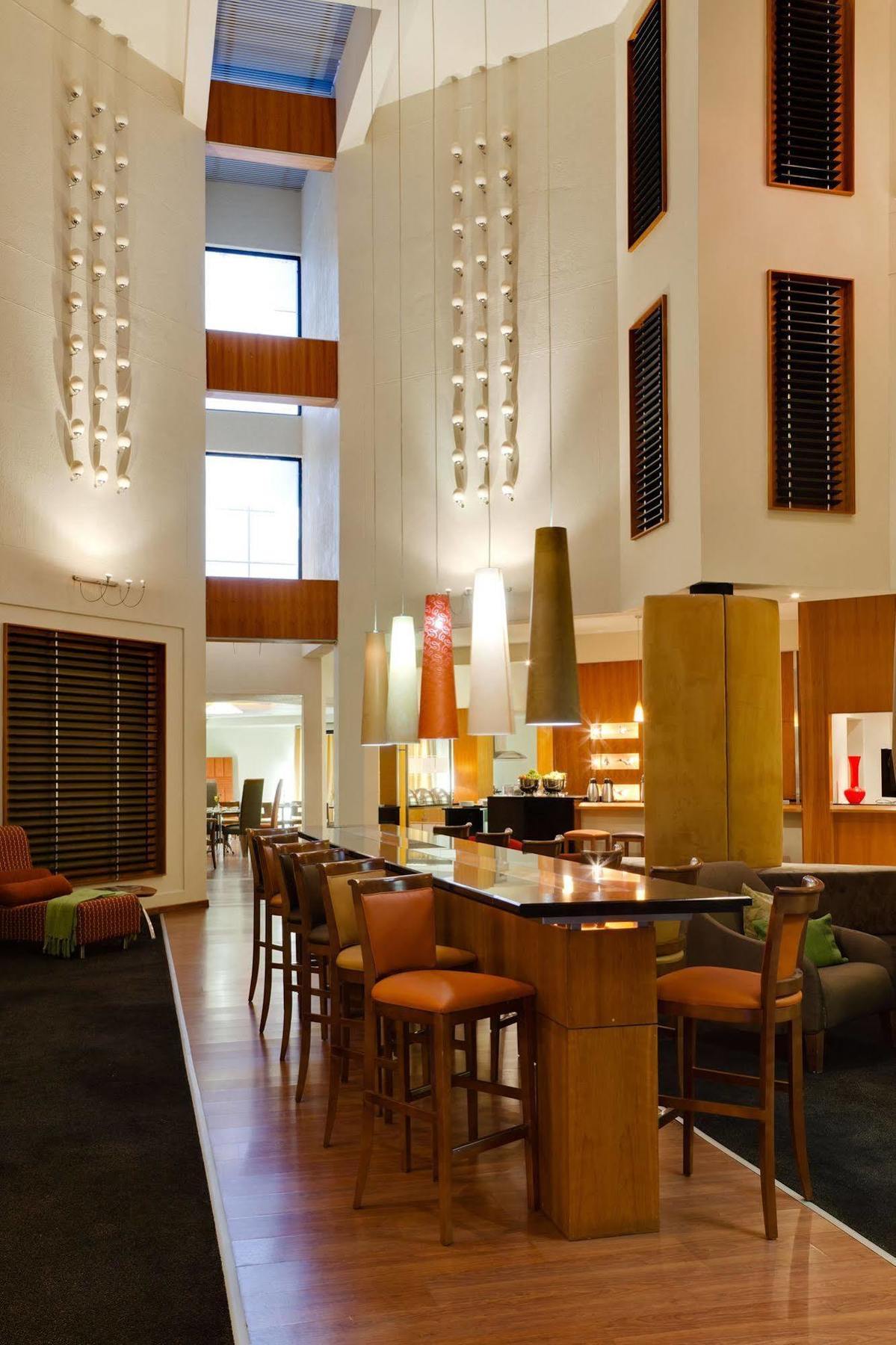 Hotel The Oasis à Upington Extérieur photo